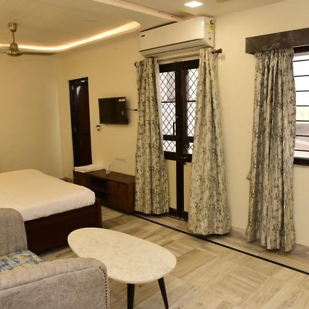 Holiday Out Hotel Jodhpur  Exteriör bild